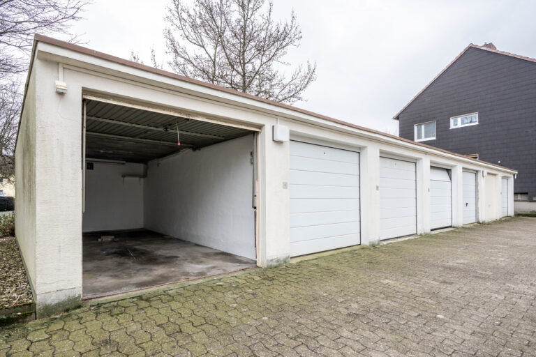 Garage 1