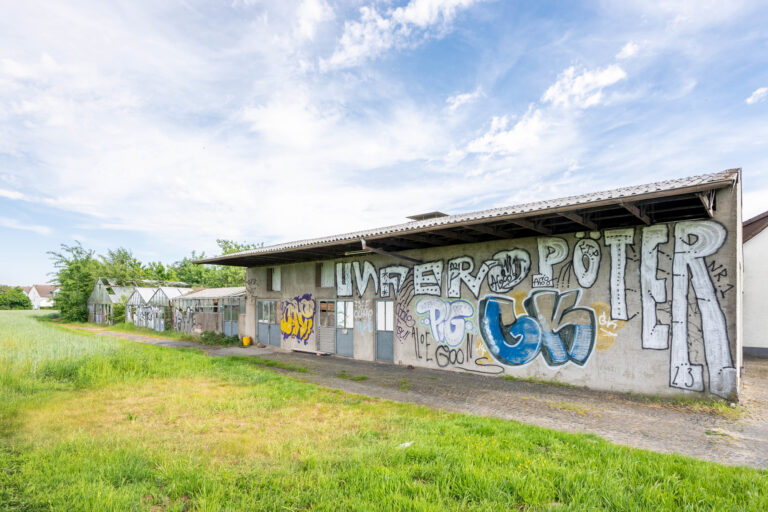 Lagerhalle & Gärtnerei