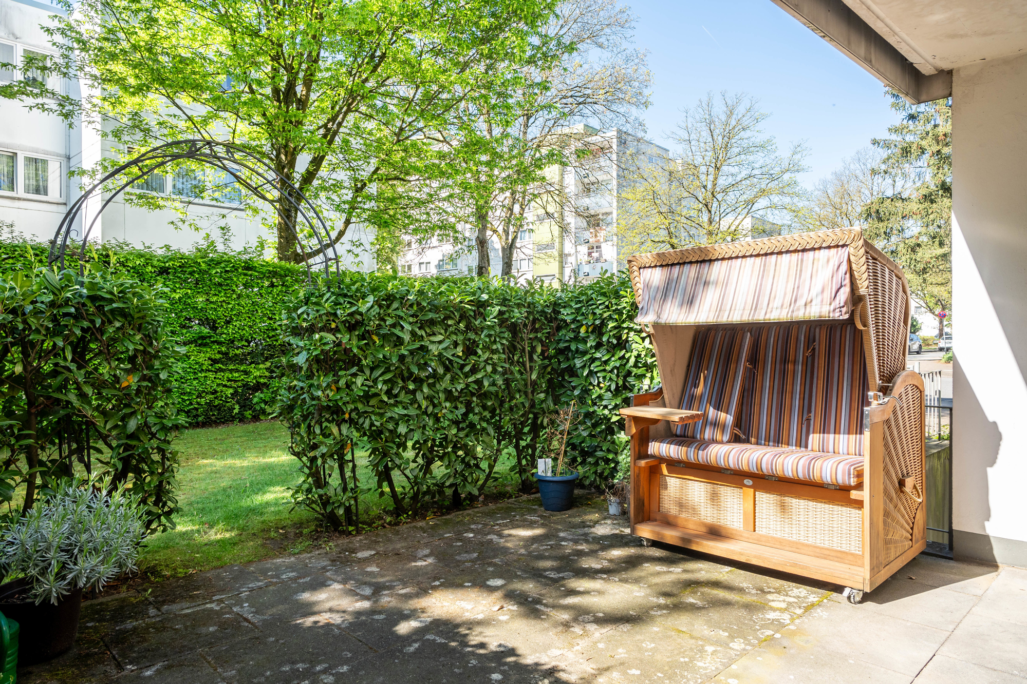 EG links Terrasse 1