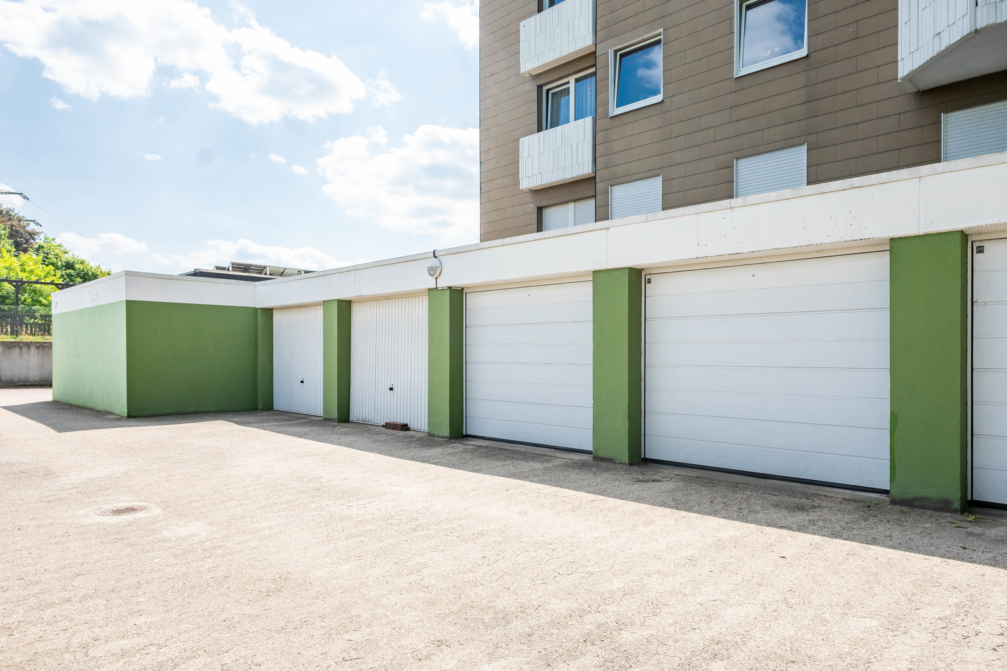 Garage 1