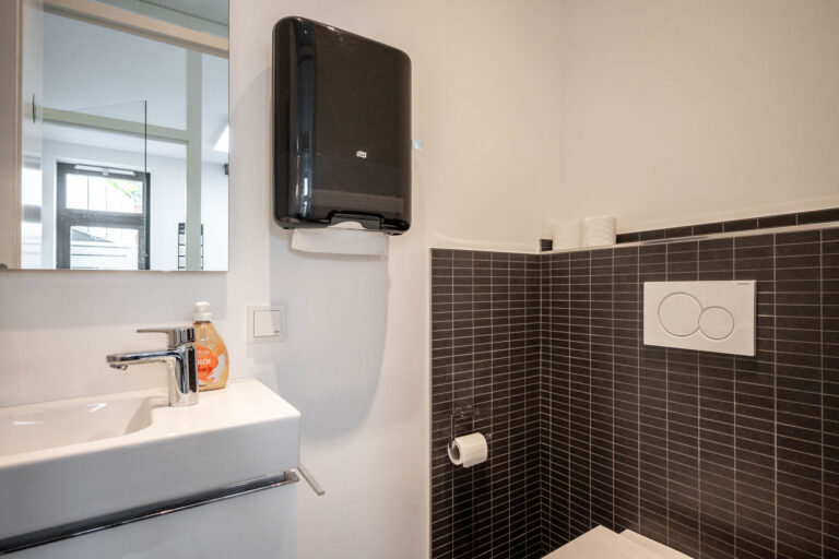 EG Mitarbeiter WC