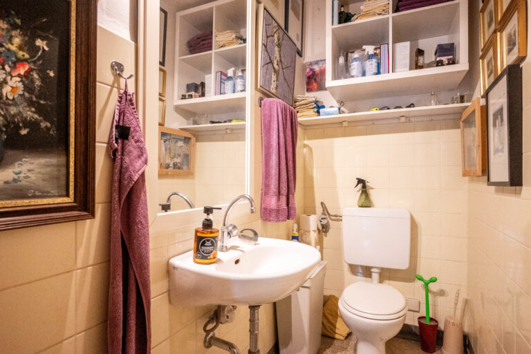 WC 1