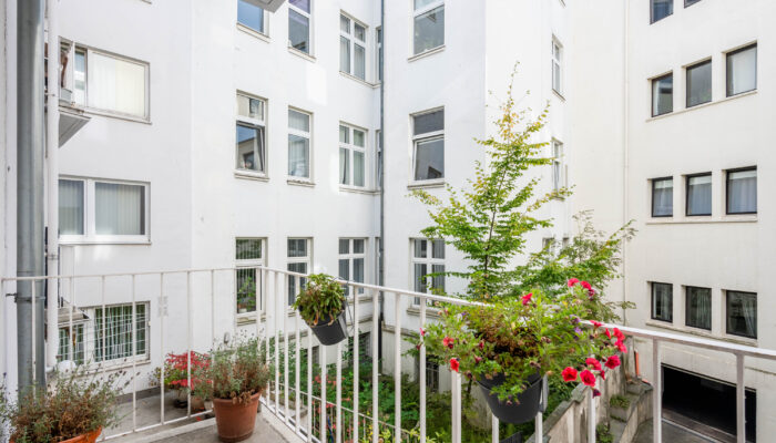 Balkon 1