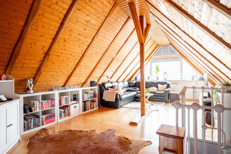 Spitzboden Wohnbereich