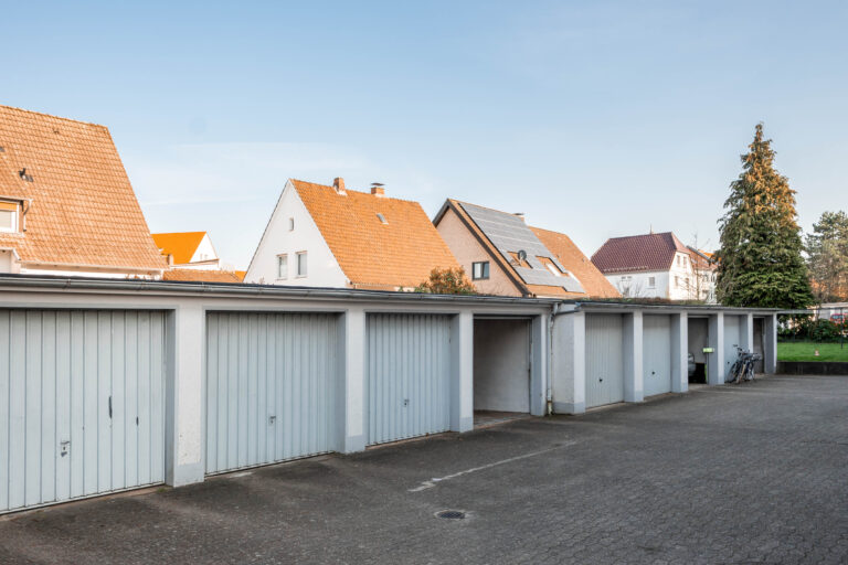 Garage 1
