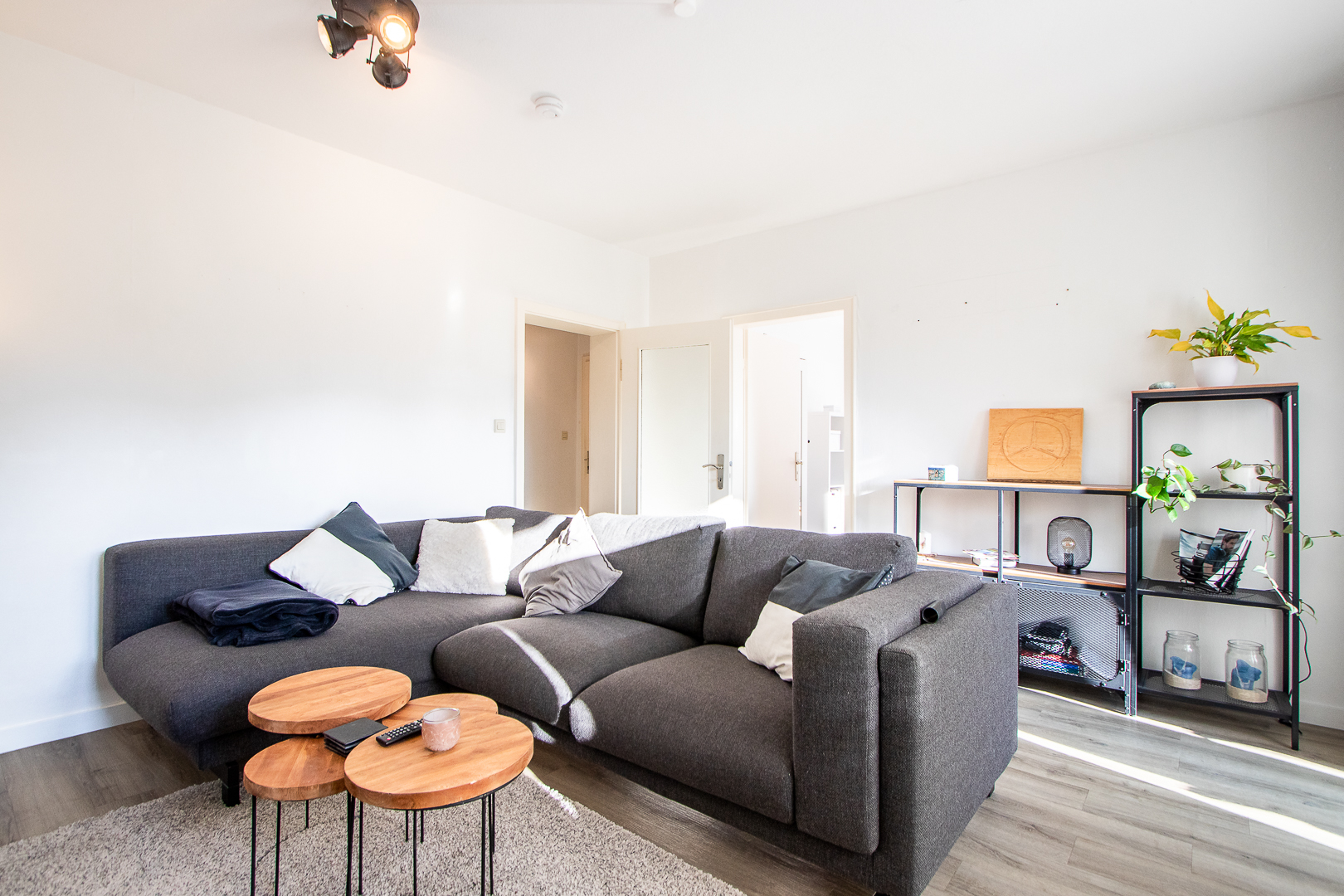 Modernisierte Erdgeschosswohnung mit Küche und Garten in zentraler Lage von Bielefeld Stieghorst - Foto 2