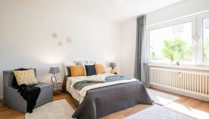 Schlafzimmer 1