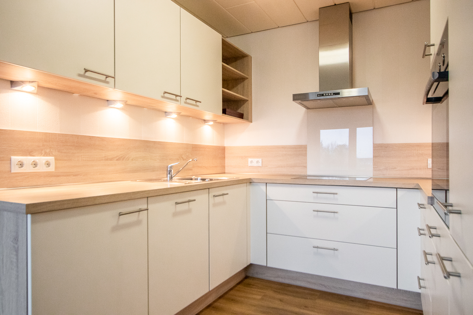 Tolle Mietwohnung mit Balkon, Einbauküche und PKW Stellplatz in Bielefeld Heepen - Photo 2