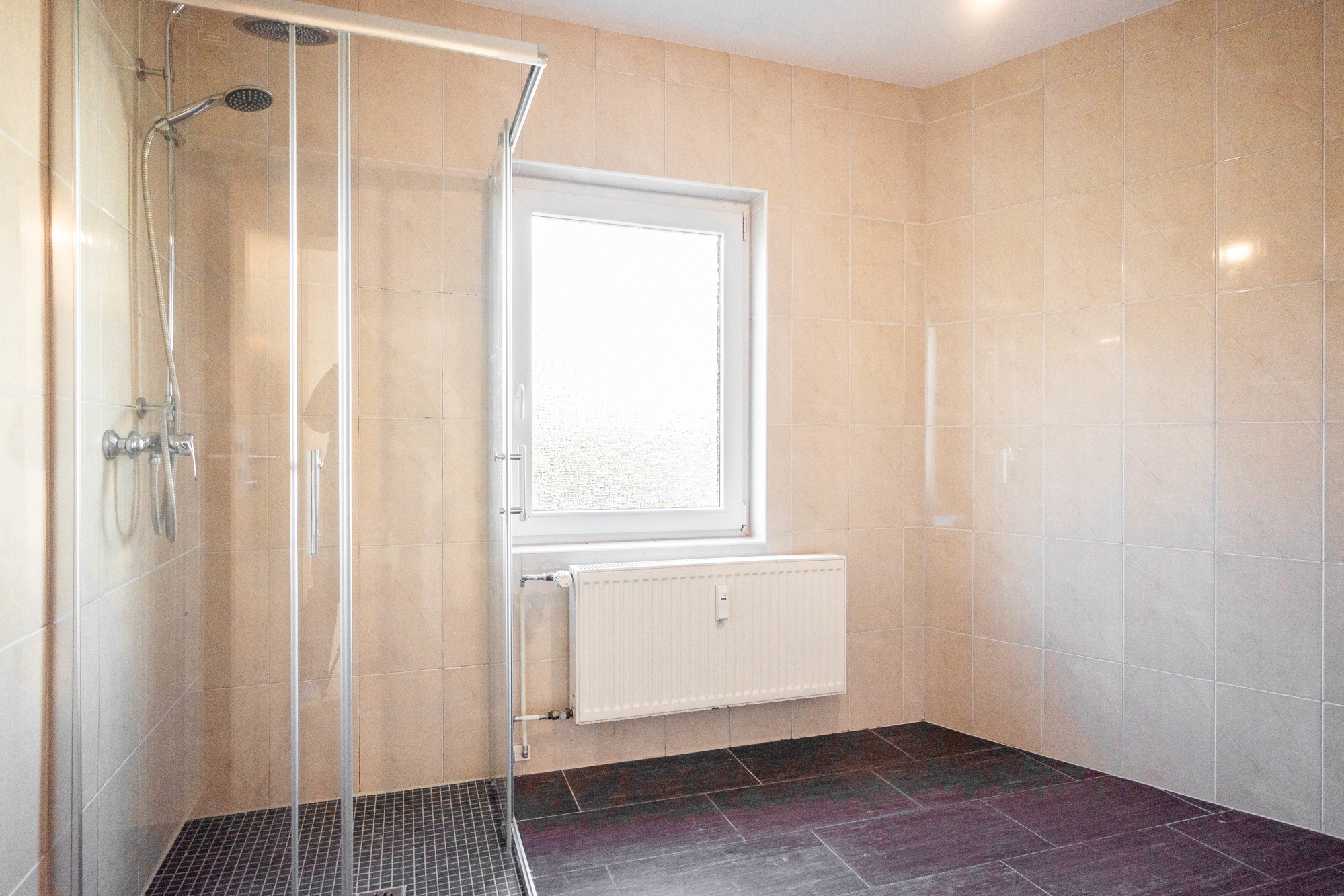 EG Mitte Bad 1